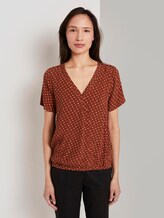 Gemusterte Kurzarm-Bluse in Wickeloptik - Frauen - brown geometric design Gemusterte Kurzarm-Bluse in Wickeloptik - Frauen - brown geometric design - 1 - TOM TAILOR
