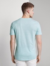 Basic T-Shirt mit Streifenstruktur - Männer - small blue yarn dye stripe Basic T-Shirt mit Streifenstruktur - Männer - small blue yarn dye stripe - 2 - TOM TAILOR Denim