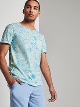 T-Shirt mit Allover-Print und Brusttasche - Männer - soft sky blue hawaiian print T-Shirt mit Allover-Print und Brusttasche - Männer - soft sky blue hawaiian print - 5 - TOM TAILOR Denim