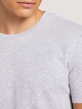 Textured T-shirt with side slits - Men - grey jacquard block stripe Textured T-shirt with side slits - Men - grey jacquard block stripe - 9 - TOM TAILOR Denim