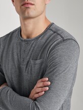 Langarmshirt im Henley-Stil - Männer - navy zig zag stripe Langarmshirt im Henley-Stil - Männer - navy zig zag stripe - 9 - TOM TAILOR