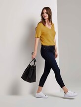 Leinen T-Shirt mit V-Ausschnitt - Frauen - Golden Corn Leinen T-Shirt mit V-Ausschnitt - Frauen - Golden Corn - 3 - Mine to five