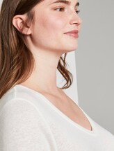 Leinen T-Shirt mit V-Ausschnitt - Frauen - soft ecru Leinen T-Shirt mit V-Ausschnitt - Frauen - soft ecru - 9 - Mine to five