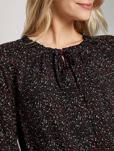 Gemusterte Carmen-Bluse - Frauen - black leaf allover print Gemusterte Carmen-Bluse - Frauen - black leaf allover print - 9 - TOM TAILOR