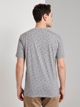 Mehrfarbiges T-Shirt mit Allover-Print - Männer - sandy cactus design Mehrfarbiges T-Shirt mit Allover-Print - Männer - sandy cactus design - 2 - TOM TAILOR