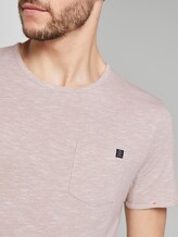 Structured T-shirt with a chest pocket - Men - sandy dot structure Structured T-shirt with a chest pocket - Men - sandy dot structure - 9 - TOM TAILOR