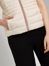 Lichtgewicht gewatteerd vest met opstaande kraag - Vrouwen - soft powder beige Lichtgewicht gewatteerd vest met opstaande kraag - Vrouwen - soft powder beige - 10 - TOM TAILOR