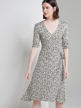 Gemustertes Jersey-Wickelkleid - Frauen - khaki offwhite floral design Gemustertes Jersey-Wickelkleid - Frauen - khaki offwhite floral design - 5 - TOM TAILOR