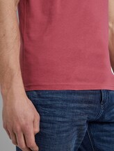 Basic T-Shirt mit Logo-Stickerei - Männer - wine rose pink Basic T-Shirt mit Logo-Stickerei - Männer - wine rose pink - 10 - TOM TAILOR