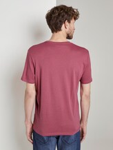 Basic T-Shirt mit V-Ausschnitt - Männer - wine rose pink Basic T-Shirt mit V-Ausschnitt - Männer - wine rose pink - 2 - TOM TAILOR