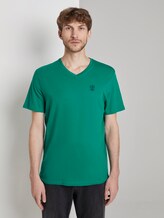 Basic T-Shirt mit V-Ausschnitt - Männer - rich meadow green Basic T-Shirt mit V-Ausschnitt - Männer - rich meadow green - 1 - TOM TAILOR