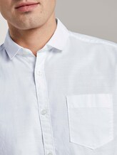 Fein strukturiertes Kurzarmhemd mit Haifischkragen - Männer - White Fein strukturiertes Kurzarmhemd mit Haifischkragen - Männer - White - 9 - TOM TAILOR