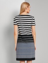Jersey dress with stripes - Women - black white stripe design Jersey dress with stripes - Women - black white stripe design - 2 - TOM TAILOR