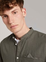 Gemustertes Hemd mit kurzem Stehkragen - Männer - olive mini jaquard pattern Gemustertes Hemd mit kurzem Stehkragen - Männer - olive mini jaquard pattern - 10 - TOM TAILOR Denim
