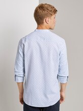 Gemustertes Stehkragen-Hemd mit 3/4-Arm - Männer - blue filled triangle print Gemustertes Stehkragen-Hemd mit 3/4-Arm - Männer - blue filled triangle print - 2 - TOM TAILOR Denim