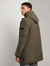 Kurzer Parka mit Steppfutter - Männer - Olive Night Green Kurzer Parka mit Steppfutter - Männer - Olive Night Green - 2 - TOM TAILOR Denim