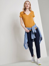 Basic T-Shirt mit Brustprint - Frauen - Sunflower Basic T-Shirt mit Brustprint - Frauen - Sunflower - 3 - TOM TAILOR Denim