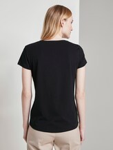 Basic T-Shirt mit Brustprint - Frauen - Deep Black Basic T-Shirt mit Brustprint - Frauen - Deep Black - 2 - TOM TAILOR Denim