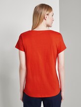 Basic T-Shirt mit Brustprint - Frauen - brilliant red Basic T-Shirt mit Brustprint - Frauen - brilliant red - 2 - TOM TAILOR Denim