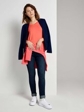 Shirt mit V-Ausschnitt - Frauen - strong peach tone Shirt mit V-Ausschnitt - Frauen - strong peach tone - 3 - TOM TAILOR