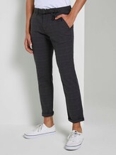Strukturierte Chinohose mit Gürtel - Männer - grey brown check yarn dye Strukturierte Chinohose mit Gürtel - Männer - grey brown check yarn dye - 1 - TOM TAILOR Denim