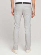 Strukturierte Chinohose mit Gürtel - Männer - silver grey check Strukturierte Chinohose mit Gürtel - Männer - silver grey check - 2 - TOM TAILOR Denim