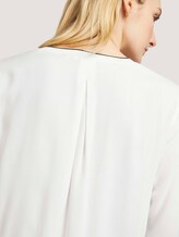 Basic Bluse mit V-Ausschnitt - Frauen - Whisper White Basic Bluse mit V-Ausschnitt - Frauen - Whisper White - 9 - TOM TAILOR