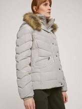 Pufferjacke mit Kunstfell-Kapuze - Frauen - dusty alabaster Pufferjacke mit Kunstfell-Kapuze - Frauen - dusty alabaster - 10 - TOM TAILOR
