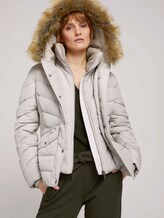 Pufferjacke mit Kunstfell-Kapuze - Frauen - dusty alabaster Pufferjacke mit Kunstfell-Kapuze - Frauen - dusty alabaster - 5 - TOM TAILOR