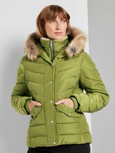 Pufferjacke mit Kunstfell-Kapuze - Frauen - wood green Pufferjacke mit Kunstfell-Kapuze - Frauen - wood green - 1 - TOM TAILOR