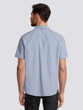 Kariertes Kurzarm-Hemd mit Brusttasche - Männer - light blue fil a fil vichy Kariertes Kurzarm-Hemd mit Brusttasche - Männer - light blue fil a fil vichy - 2 - TOM TAILOR