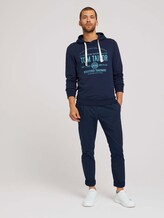 Hoodie mit Logoprint - Männer - Real Navy Blue Hoodie mit Logoprint - Männer - Real Navy Blue - 3 - TOM TAILOR