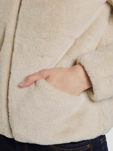 Kurze Kunstfell Jacke - Frauen - dusty beige Kurze Kunstfell Jacke - Frauen - dusty beige - 10 - TOM TAILOR Denim