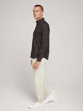 Gemustertes Stretch-Hemd - Männer - black base burgundy design Gemustertes Stretch-Hemd - Männer - black base burgundy design - 3 - TOM TAILOR