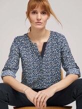 Gemusterte Henley-Bluse mit Turn-Ups - Frauen - navy blue floral design Gemusterte Henley-Bluse mit Turn-Ups - Frauen - navy blue floral design - 5 - TOM TAILOR