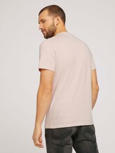 Fein gestreiftes T-Shirt mit Brusttasche - Männer - sandy beige fine stripe Fein gestreiftes T-Shirt mit Brusttasche - Männer - sandy beige fine stripe - 2 - TOM TAILOR