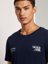 T-Shirt mit kleinem Schriftprint - Männer - Sky Captain Blue T-Shirt mit kleinem Schriftprint - Männer - Sky Captain Blue - 9 - TOM TAILOR Denim