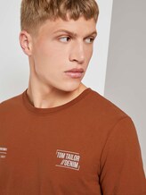 T-Shirt mit kleinem Schriftprint - Männer - Goji Orange T-Shirt mit kleinem Schriftprint - Männer - Goji Orange - 9 - TOM TAILOR Denim