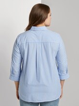 Curvy - Gestreifte Bluse mit Henley-Kragen - Frauen - sea blue ecru stripe Curvy - Gestreifte Bluse mit Henley-Kragen - Frauen - sea blue ecru stripe - 2 - My True Me
