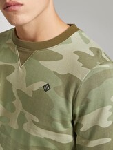 Gemustertes Sweatshirt - Männer - khaki stripe camou print Gemustertes Sweatshirt - Männer - khaki stripe camou print - 9 - TOM TAILOR Denim