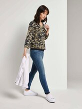Gemusterte Bluse mit Tape-Details - Frauen - yellow flower design Gemusterte Bluse mit Tape-Details - Frauen - yellow flower design - 3 - TOM TAILOR