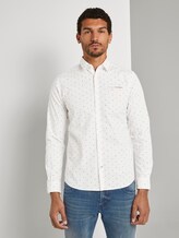 Gemustertes Hemd mit Paspeltasche - Männer - offwhite navy scattered design Gemustertes Hemd mit Paspeltasche - Männer - offwhite navy scattered design - 1 - TOM TAILOR