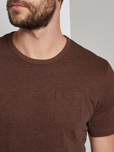 Fein gemustertes T-Shirt mit Brusttasche - Männer - brown oak Fein gemustertes T-Shirt mit Brusttasche - Männer - brown oak - 9 - TOM TAILOR