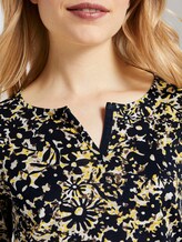 Henley-Shirt mit Blumenprint - Frauen - yellow flower design Henley-Shirt mit Blumenprint - Frauen - yellow flower design - 9 - TOM TAILOR