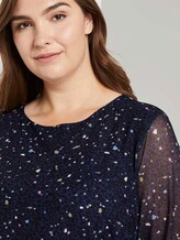 Curvy-Gemusterte Bluse mit Ballonärmeln - Frauen - navy based terrazzo Curvy-Gemusterte Bluse mit Ballonärmeln - Frauen - navy based terrazzo - 9 - My True Me