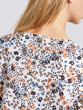 Verspielte Bluse mit Blumenprint - Frauen - light flower print Verspielte Bluse mit Blumenprint - Frauen - light flower print - 9 - TOM TAILOR Denim