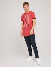 T-shirt with a chest print made with organic cotton - Men - Normal Red T-shirt with a chest print made with organic cotton - Men - Normal Red - 3 - TOM TAILOR Denim