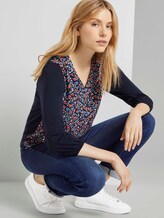 Gemustertes Shirt im Materialmix - Frauen - navy flower design Gemustertes Shirt im Materialmix - Frauen - navy flower design - 5 - TOM TAILOR