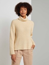 Moderner Rollkragenpullover - Frauen - light soft sand Moderner Rollkragenpullover - Frauen - light soft sand - 1 - Mine to five