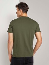 Basic T-Shirt mit Ripp-Blende - Männer - Olive Night Green Basic T-Shirt mit Ripp-Blende - Männer - Olive Night Green - 2 - TOM TAILOR